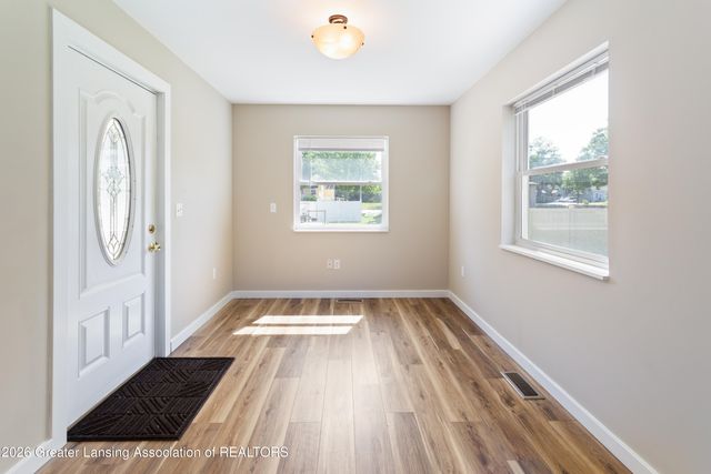 113 W Polly Street, Perry, MI 48872