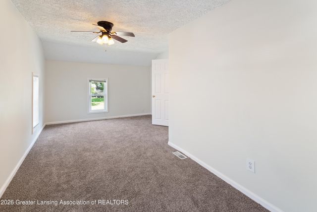 113 W Polly Street, Perry, MI 48872