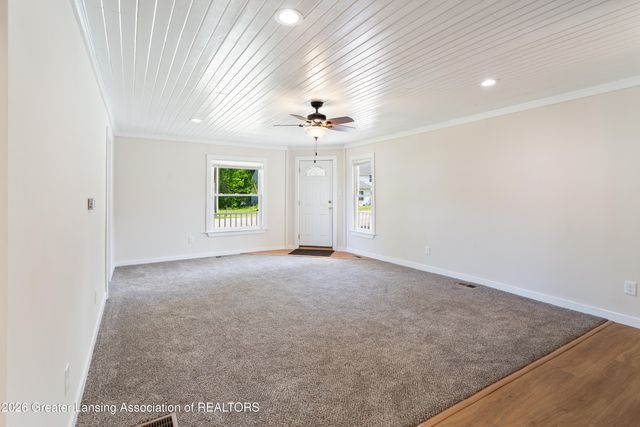 113 W Polly Street, Perry, MI 48872