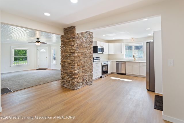 113 W Polly Street, Perry, MI 48872