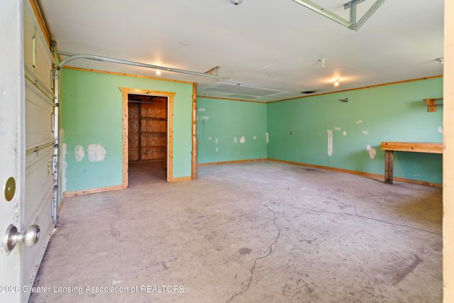 113 W Polly Street, Perry, MI 48872