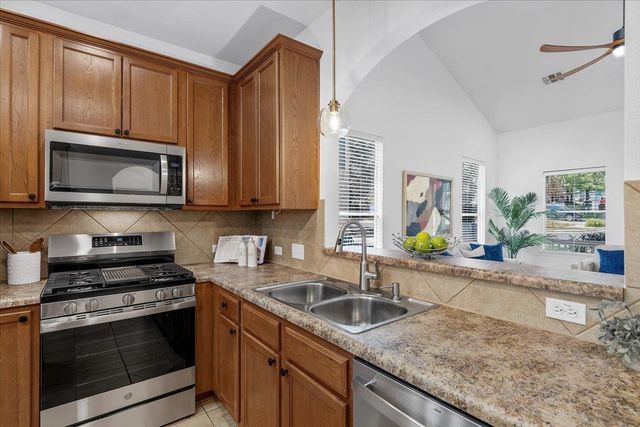 10315 Marietta DR, Austin, TX 78748