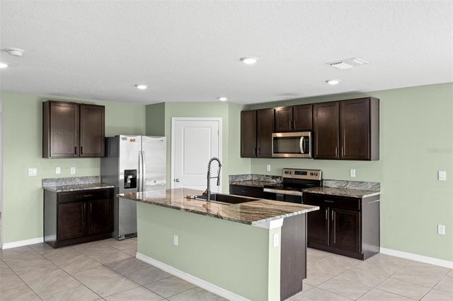 2818 GUMBO LIMBO DRIVE, Wimauma, FL 33598