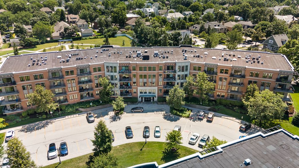 145 S York Street 420, Elmhurst, IL 60126 — photo 3
