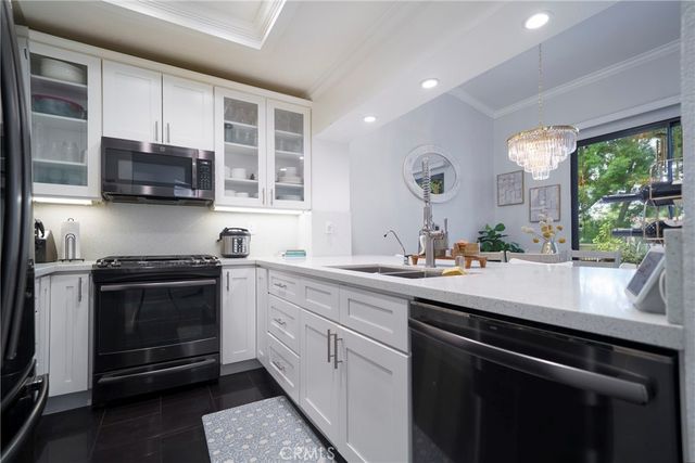 4900 N Grand 322, Covina, CA 91724