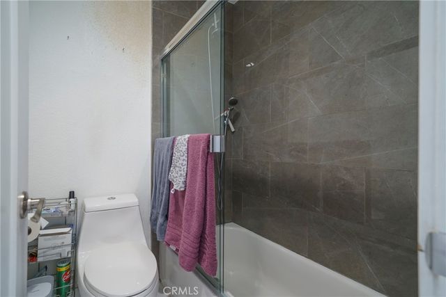 4900 N Grand 322, Covina, CA 91724