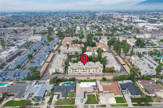 4900 N Grand 322, Covina, CA 91724