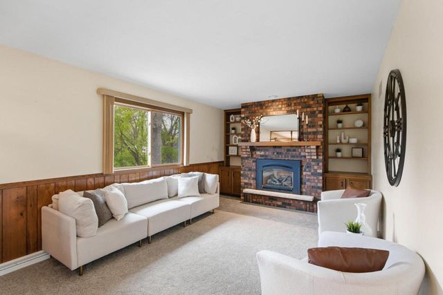 7109 Friendship Lane, Middleton, WI 53562