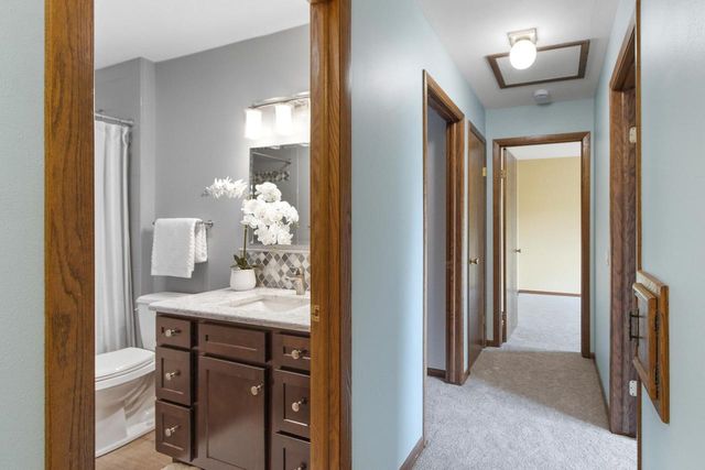 7109 Friendship Lane, Middleton, WI 53562