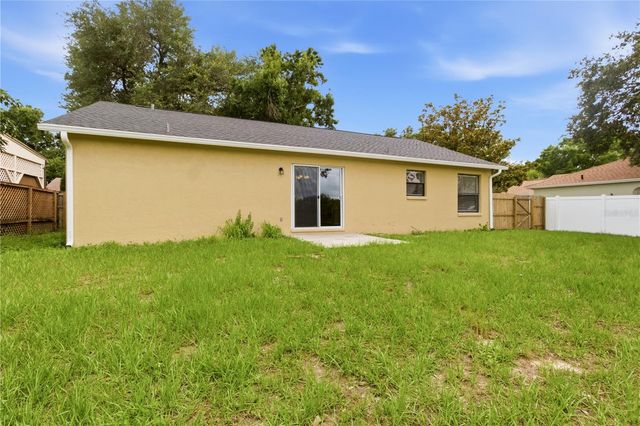 929 SANDYWOOD DRIVE, Brandon, FL 33510