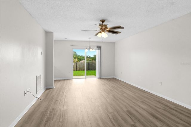 929 SANDYWOOD DRIVE, Brandon, FL 33510