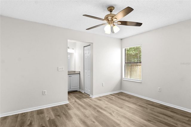 929 SANDYWOOD DRIVE, Brandon, FL 33510