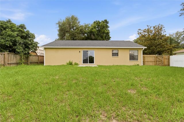 929 SANDYWOOD DRIVE, Brandon, FL 33510