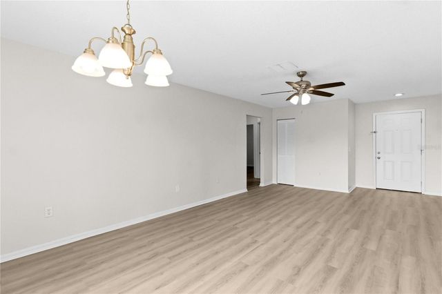 929 SANDYWOOD DRIVE, Brandon, FL 33510