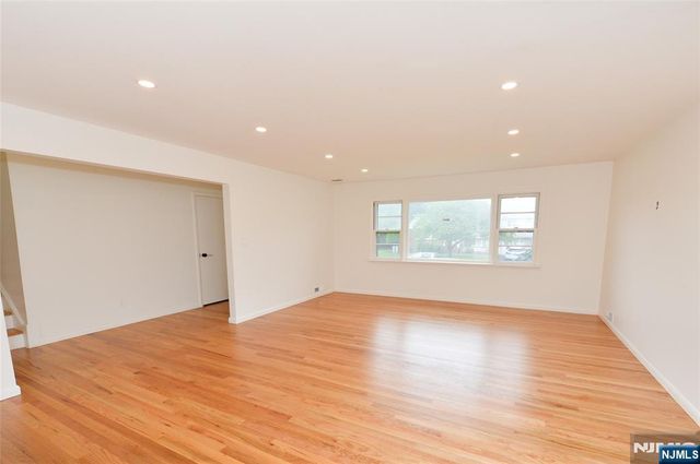 2 Kershner Place, Fair Lawn, NJ 07410