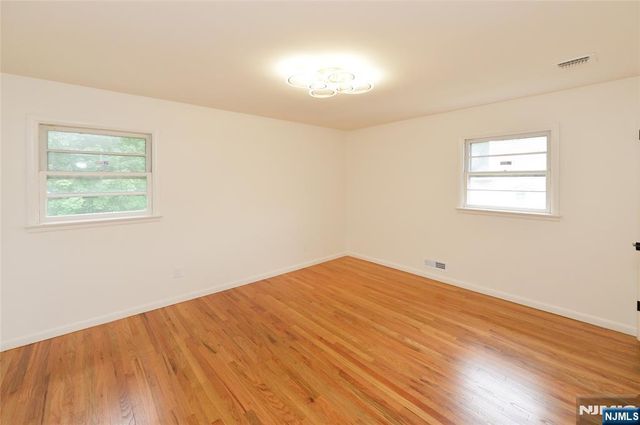 2 Kershner Place, Fair Lawn, NJ 07410