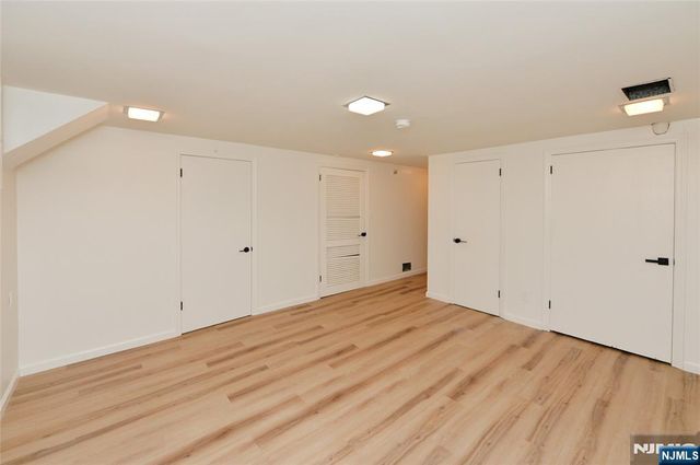 2 Kershner Place, Fair Lawn, NJ 07410