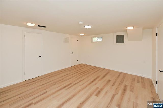 2 Kershner Place, Fair Lawn, NJ 07410