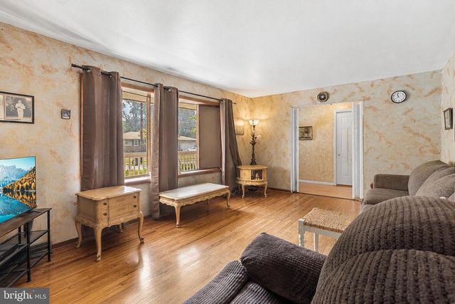 361 SHADY LA, Hamilton, NJ 08619
