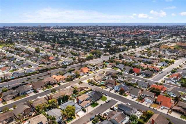 8412 Velvet Circle, Huntington Beach, CA 92646
