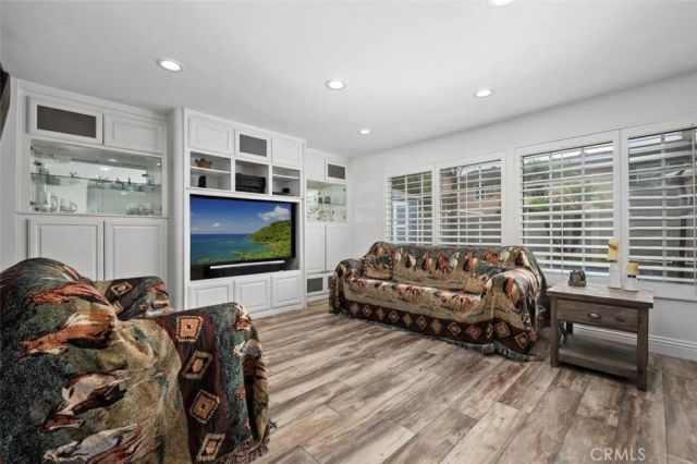 8412 Velvet Circle, Huntington Beach, CA 92646