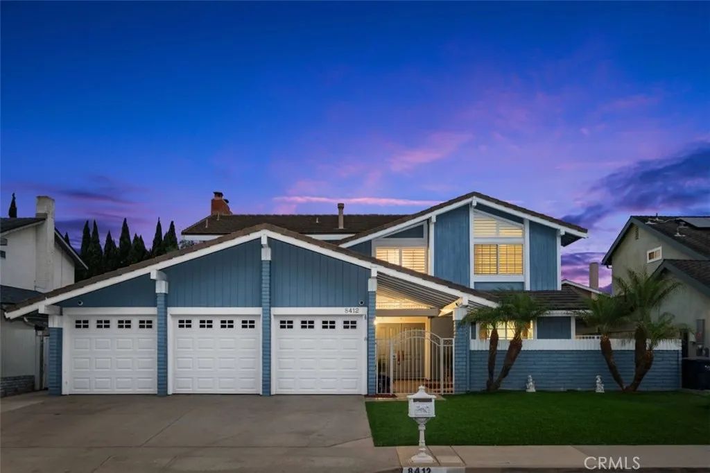 8412 Velvet Circle, Huntington Beach, CA 92646