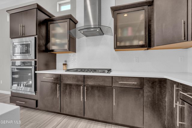 1256 DESERT NIGHT Street, El Paso, TX 79912