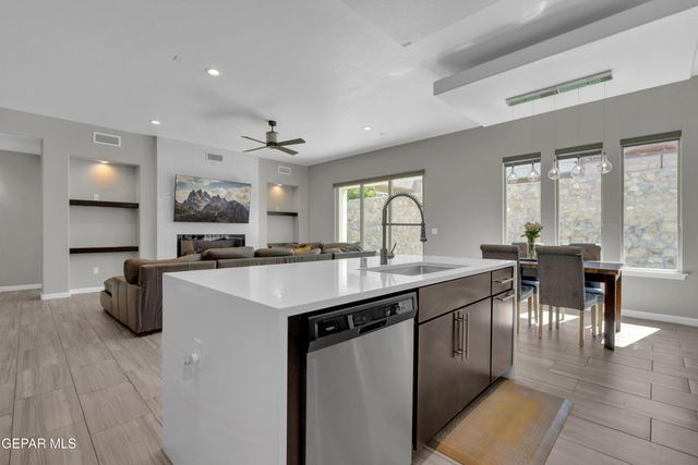 1256 DESERT NIGHT Street, El Paso, TX 79912