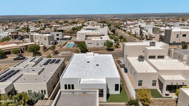 1256 DESERT NIGHT Street, El Paso, TX 79912