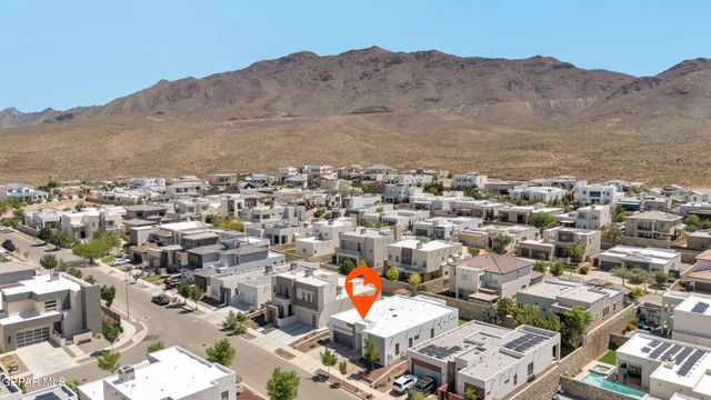 1256 DESERT NIGHT Street, El Paso, TX 79912