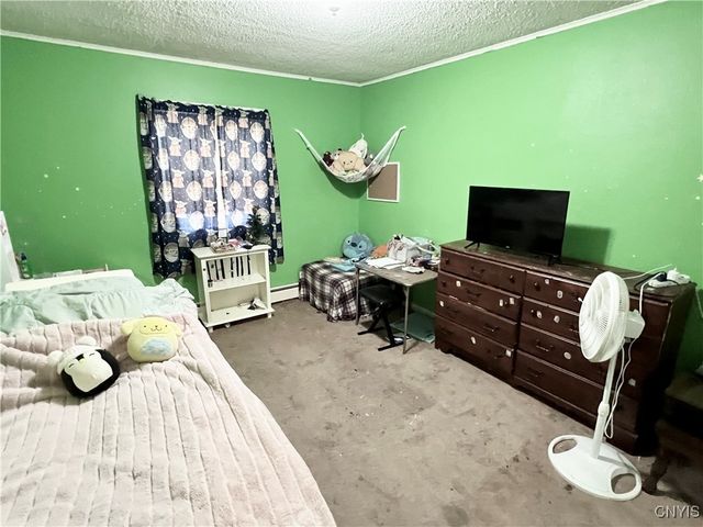 27 Hart Street, Oswego, NY 13126