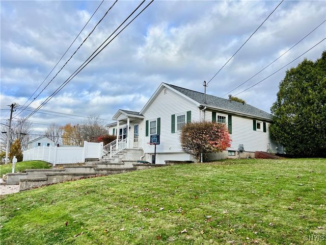27 Hart Street, Oswego, NY 13126