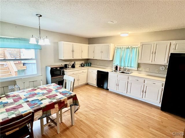 27 Hart Street, Oswego, NY 13126