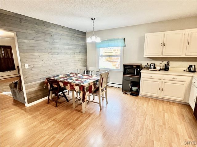 27 Hart Street, Oswego, NY 13126