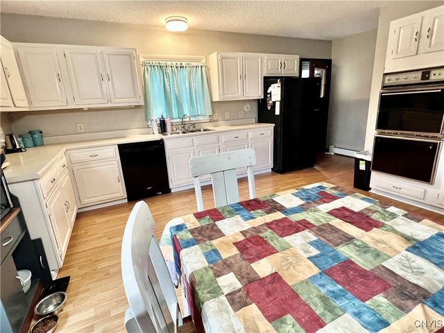 27 Hart Street, Oswego, NY 13126