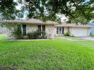 3101 Val DR, Austin, TX 78723