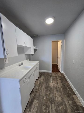 1666 Clinton Street 12, Aurora, CO 80010