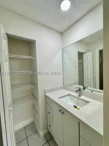 4756 SW 136th Pl, Miami, FL 33175