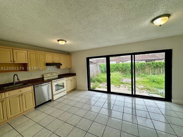 4756 SW 136th Pl, Miami, FL 33175
