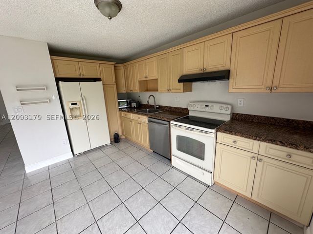 4756 SW 136th Pl, Miami, FL 33175