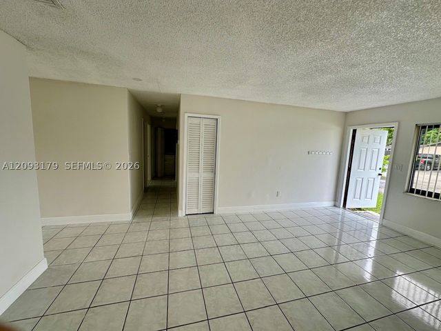 4756 SW 136th Pl, Miami, FL 33175