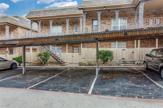 4405 Bellaire Drive S 119, Fort Worth, TX 76109