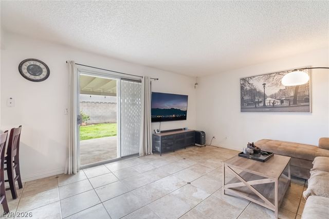 6361 Chisos Drive, Las Vegas, NV 89103