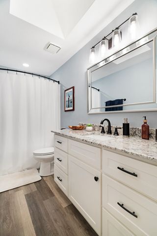 1945 N Collegiate Drive, Paris, TX 75462