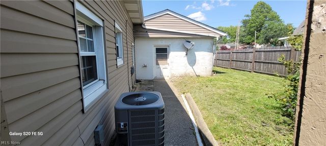 826 Reed, Akron, OH 44306