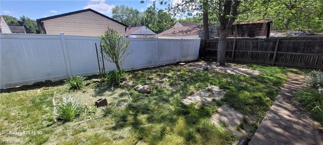 826 Reed, Akron, OH 44306