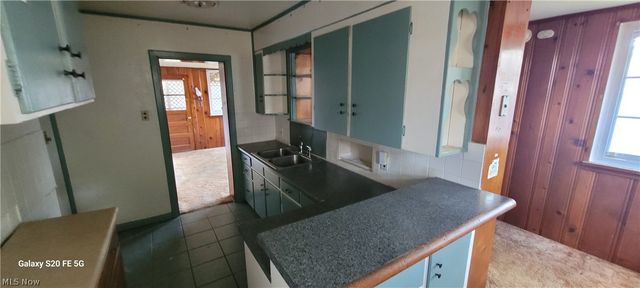 826 Reed, Akron, OH 44306
