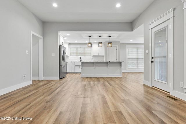 19 Clubhouse Ct, Taylorsville, KY 40071