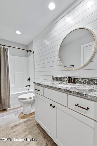 19 Clubhouse Ct, Taylorsville, KY 40071