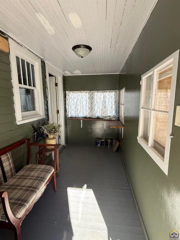 116 N Fourth St, Madison, KS 66860